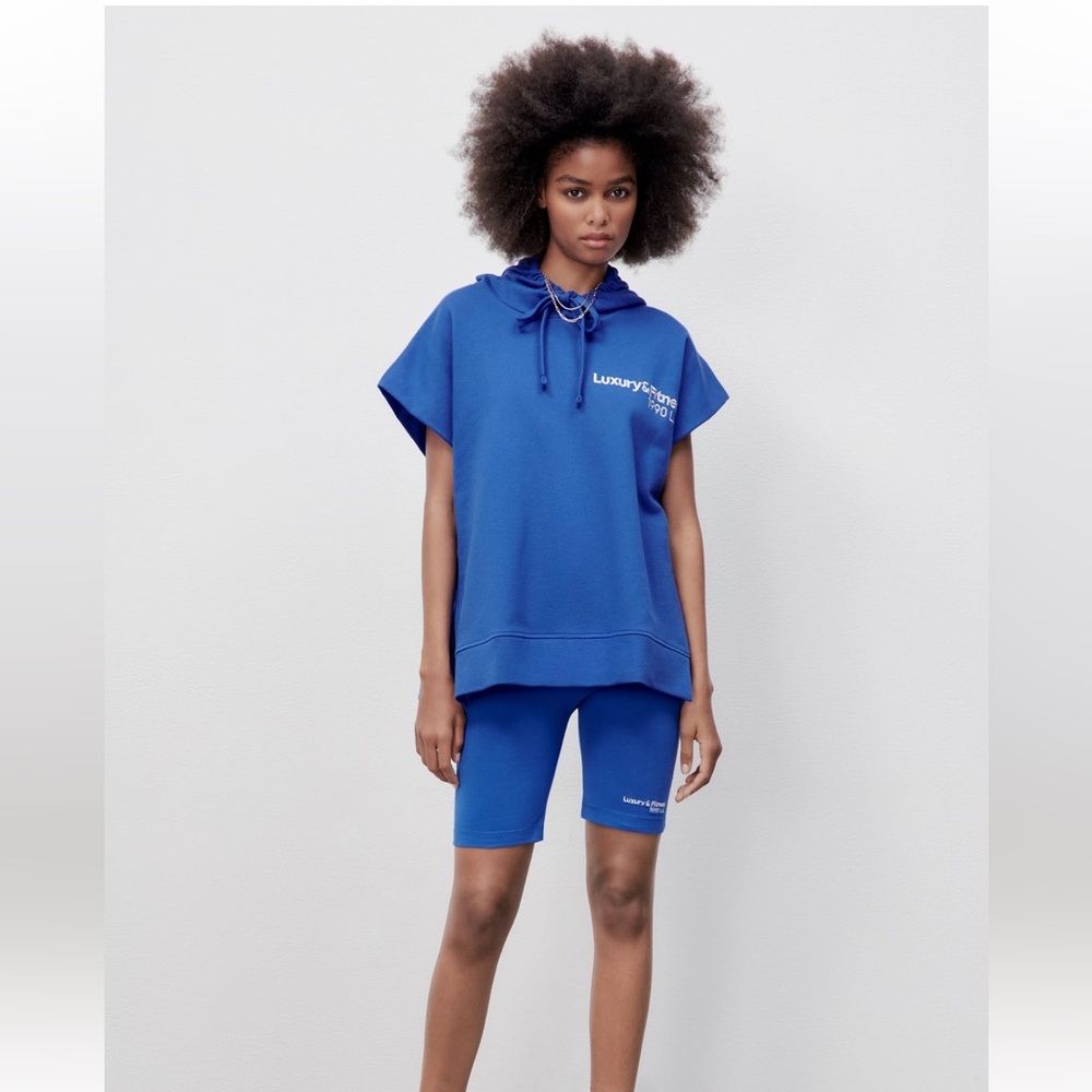 ZARA - LUXURY & FITNESS HOODED SWEATSHIRT & BIKER SHORTS - SIZE S